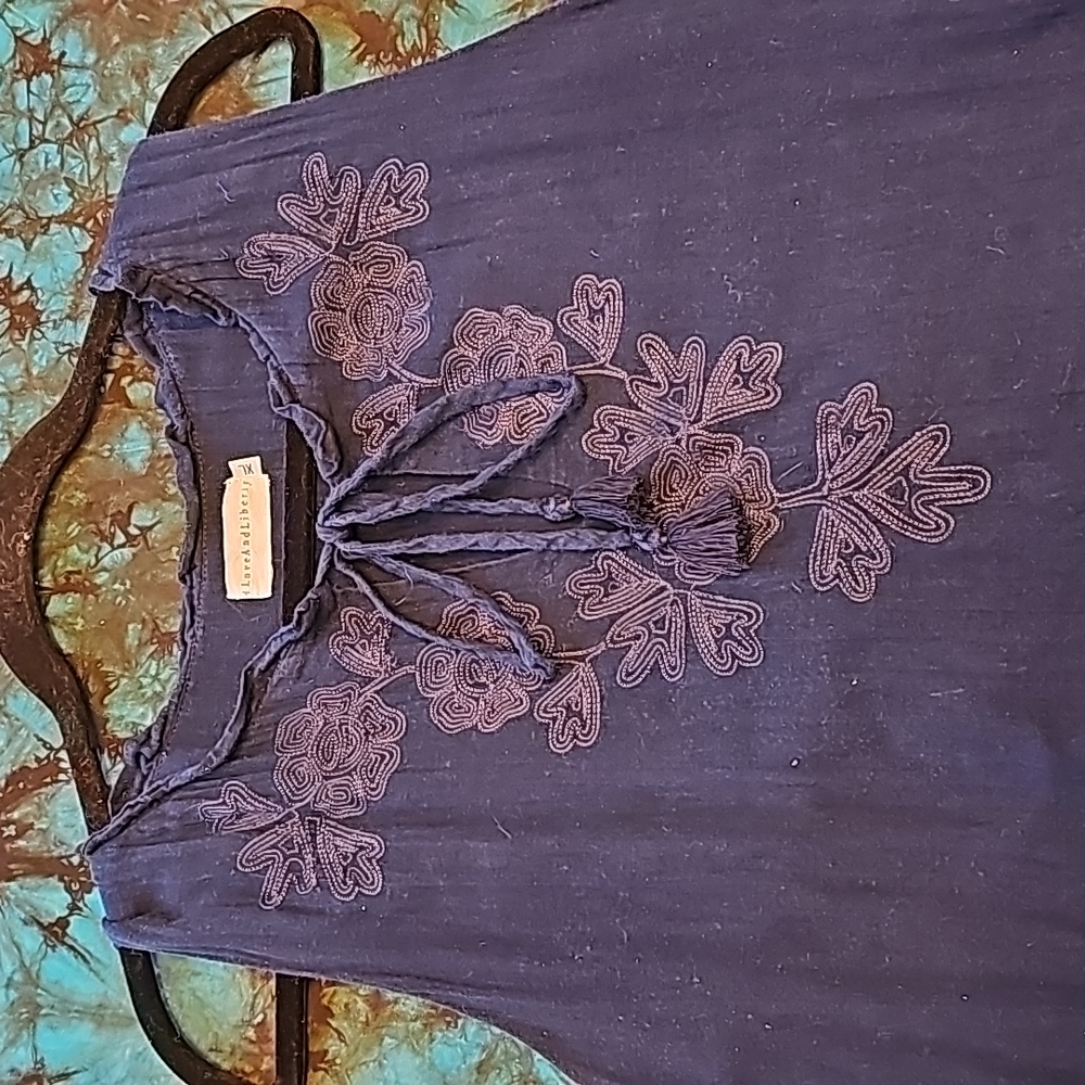 Love & Liberty XL blouse - Picture 6 of 7